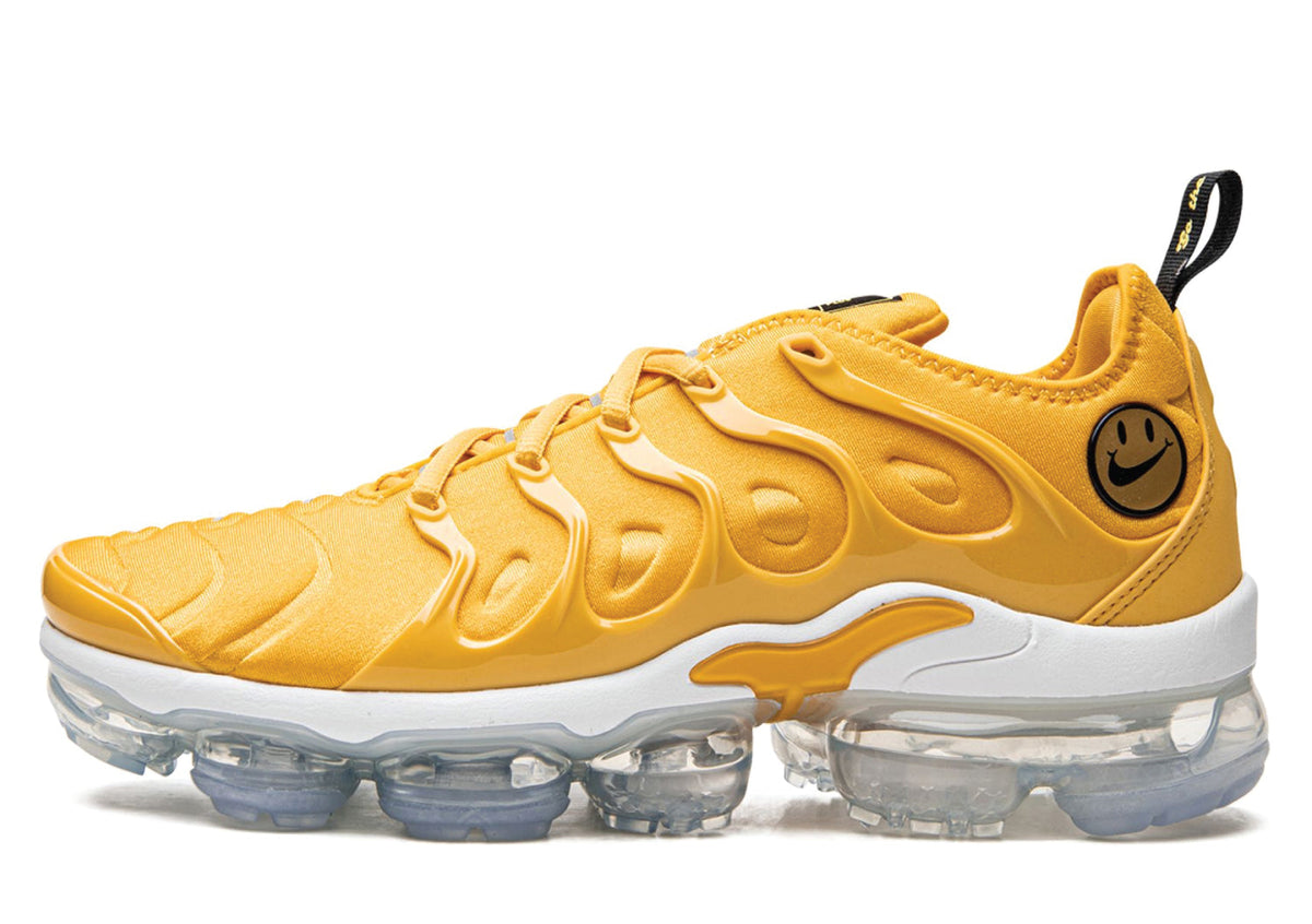 Air VaporMax Plus Go The Extra Smile